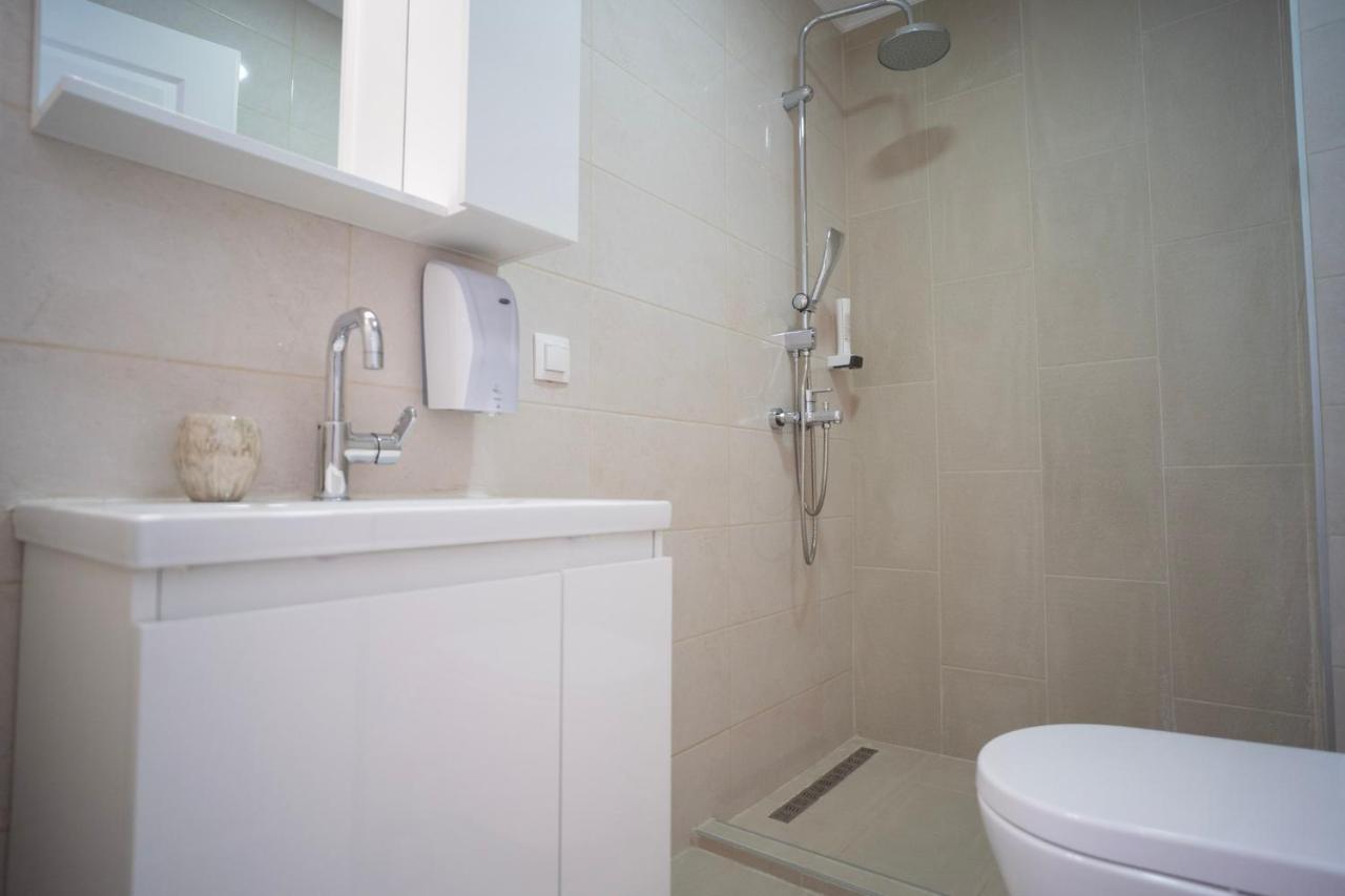Urban Suites & Apartments Mostar Bagian luar foto