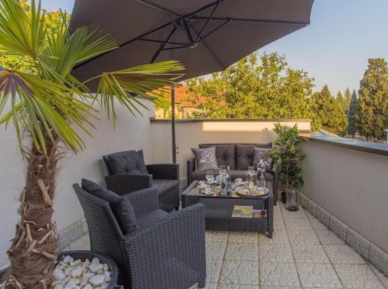 Urban Suites & Apartments Mostar Bagian luar foto