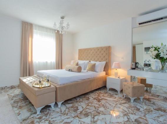 Urban Suites & Apartments Mostar Bagian luar foto