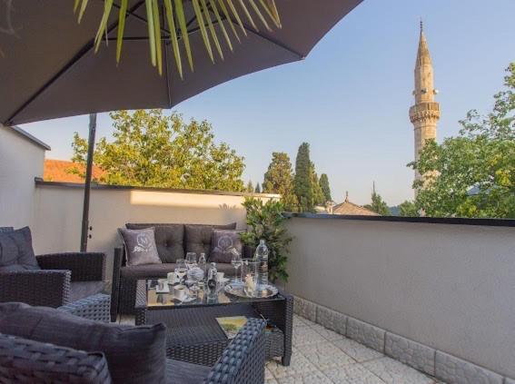 Urban Suites & Apartments Mostar Bagian luar foto