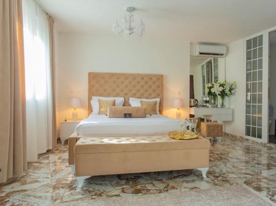 Urban Suites & Apartments Mostar Bagian luar foto